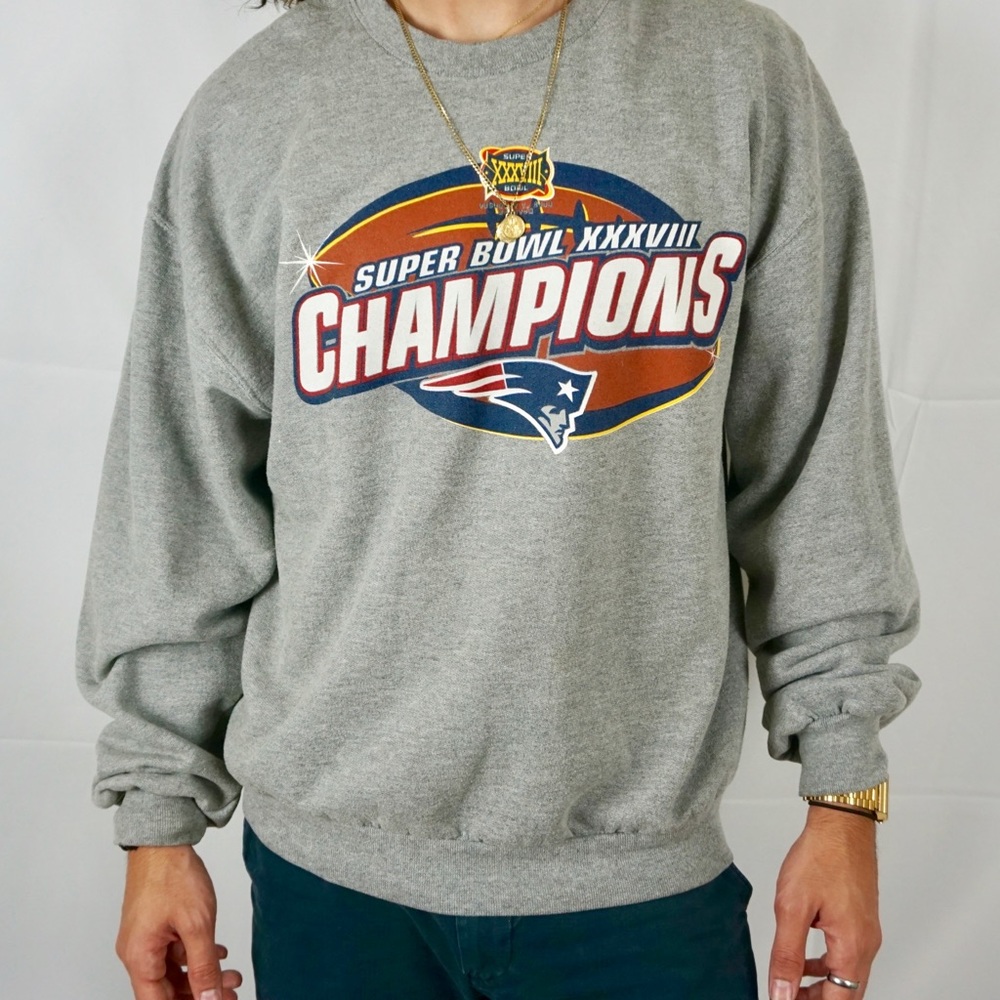 Vintage Super Bowl Champions Sweater Patriots 2004